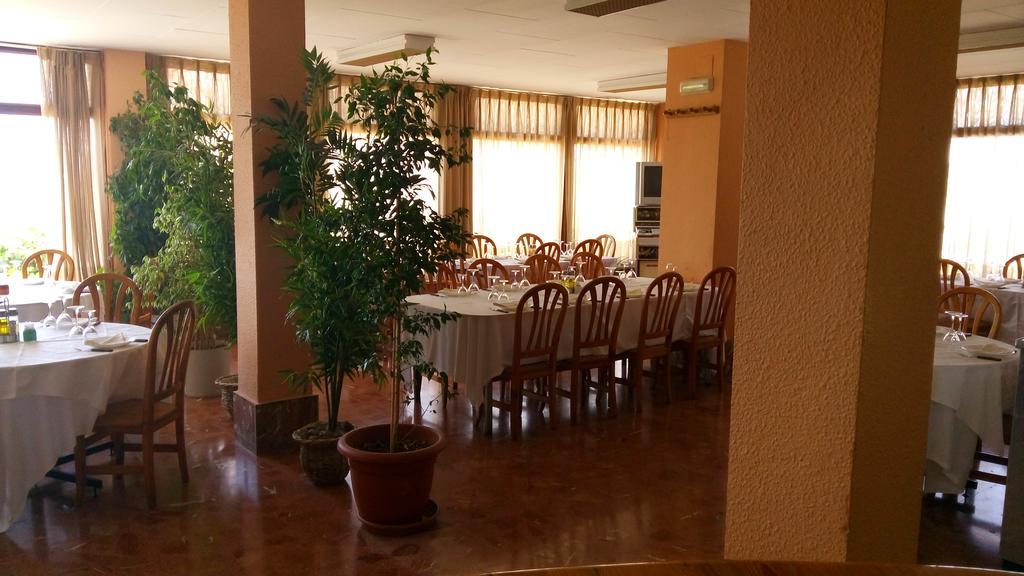Hotel-Motel Sol II Рекена Экстерьер фото